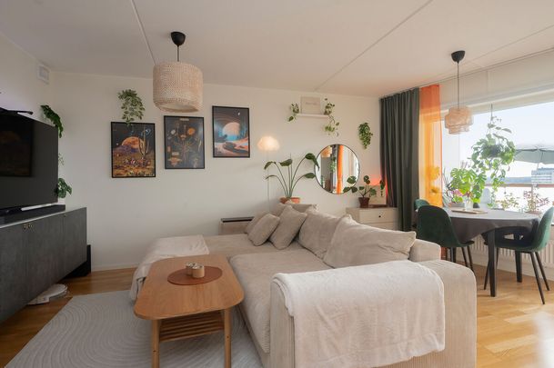 Stenkvistavägen, Bandhagen - Photo 1