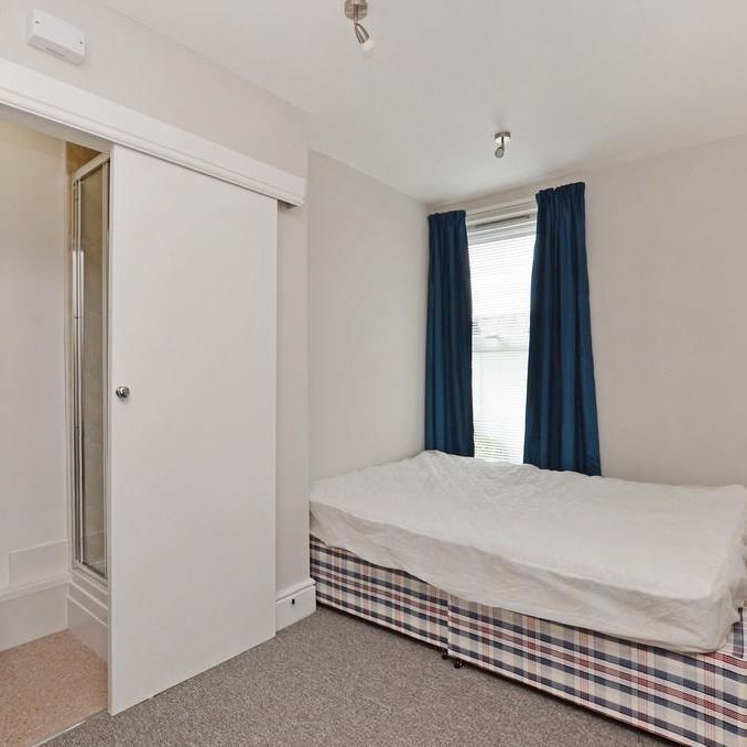 5 bedroom house to rent - Photo 1