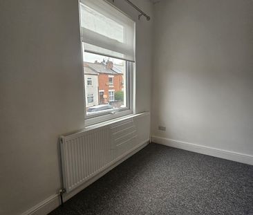 Room in a Shared House, St Georges Road, CV1 - Photo 2