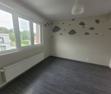 Location maison 5 pièces - 82.04m² à Saint-amand-les-eaux (59230) - Photo 3