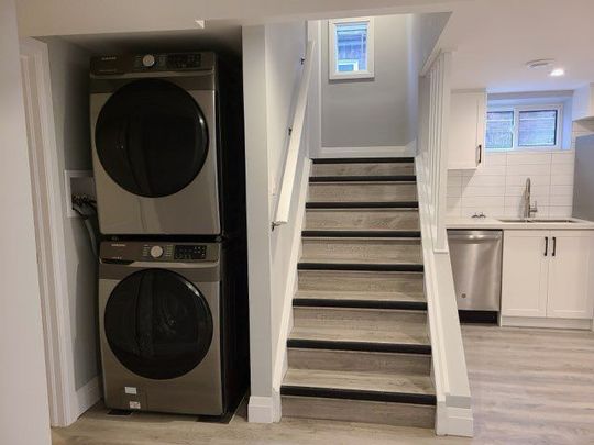 For Lease - 454 Drew Street Unit# Lower, Oshawa, Ontario - Photo 1