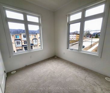 Townhouse For Lease | E8121472 - Photo 6