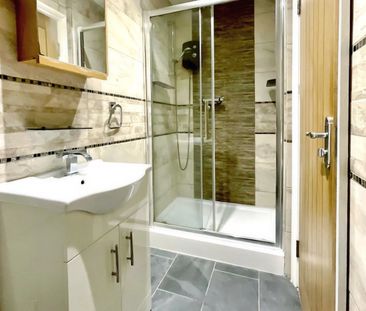 Tudor Street, CARDIFF - Photo 6