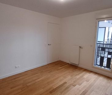 location Appartement T2 DE 49.7m² À COURBEVOIE - Photo 4