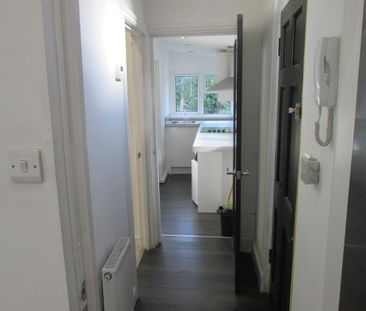 Studio to rent - Photo 6