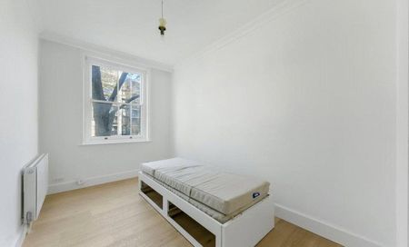 2 bedroom flat with 1 reception and 1 bathroom in Luxborough Street, W1U - Photo 3