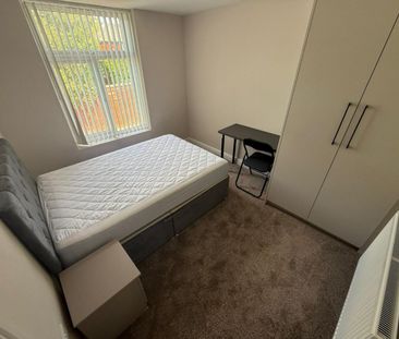 Flat 2, St Thomas Road, Preston - Photo 5