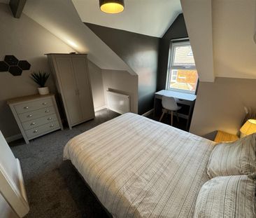 Hessle View, Hyde Park, LS6 1ER, Leeds - Photo 3