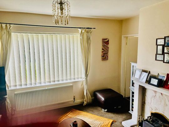 3 bedroom semi-detached house to rent - Photo 1