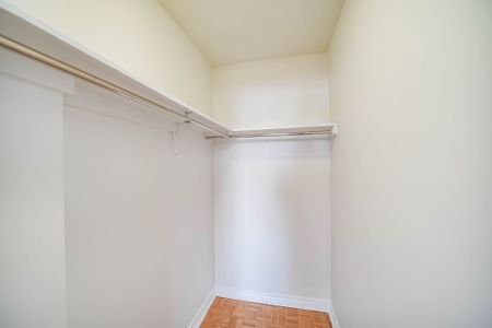 For Lease - 10 Shallmar Boulevard Unit# 202, Toronto, Ontario - Photo 5
