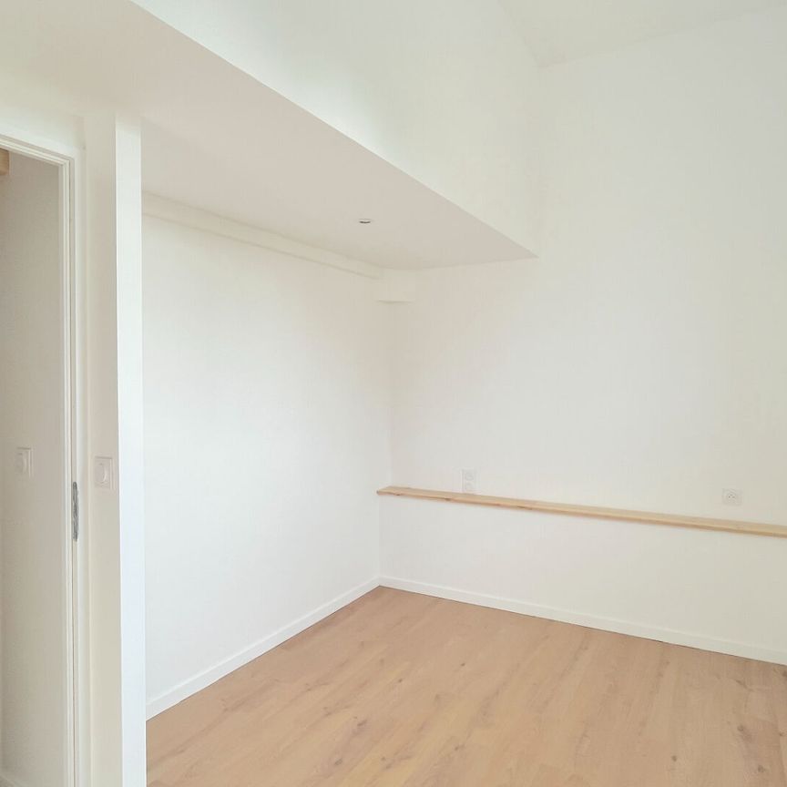 A LOUER MAISON DE VILLE 4 PIECES AVEC EXTERIEUR - SECTEUR BLAYE - Photo 1
