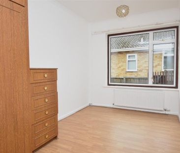 2 bedroom detached bungalow to rent - Photo 5