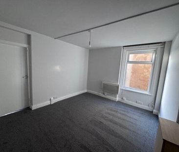 Sandridge Flats, Blackpool - Photo 2