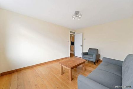 3 bedroom property to rent in London - Photo 2