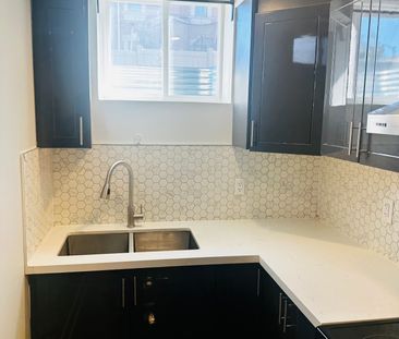 For Lease - 15 Dalecrest Road, Brampton, Ontario - Photo 1