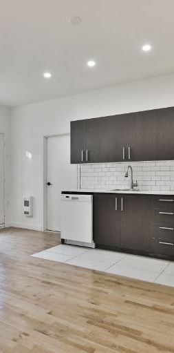 2 CH - 1 SDB - Montréal - $1,900 /mo - Photo 1