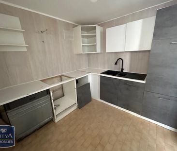Location Appartement 4 pièces 85m² FIRMINY 42700 - Photo 3