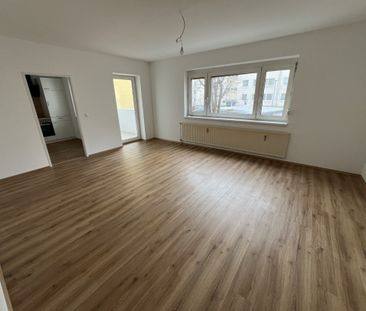 Bruck. Goethestraße - 3 (2 SZ) Zimmerwohnung mit Loggia ... Erstbez... - Foto 2