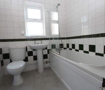 2 bedroom property to rent in Southend On Sea - Photo 5