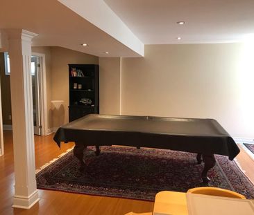 For Lease - 45 Farnham Drive, Richmond Hill, Ontario - Photo 1