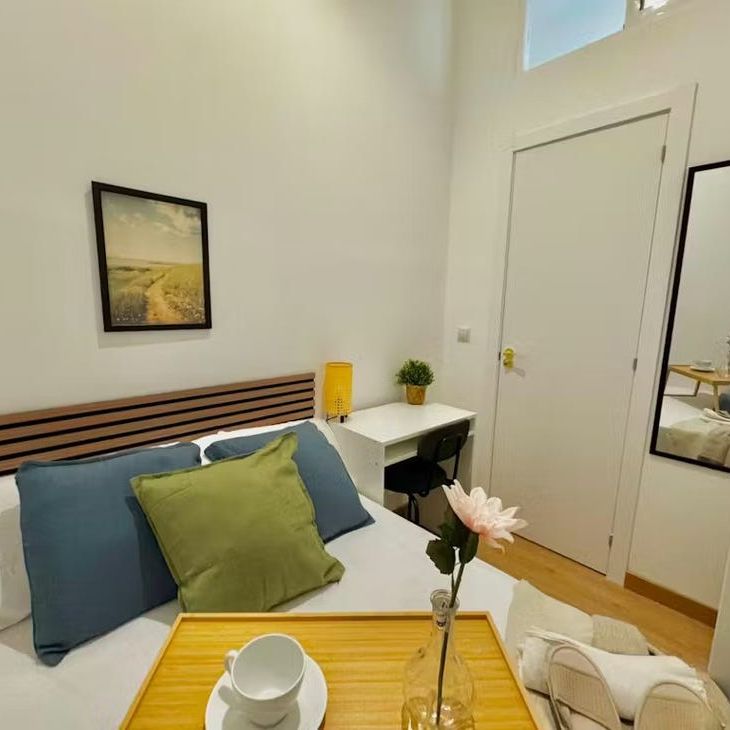 Calle de Carretas, Madrid, Community of Madrid 28012 - Photo 1