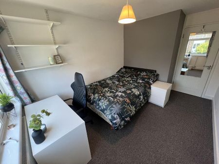 5 bedroom house to rent - Photo 4