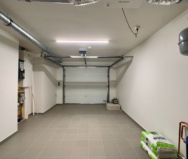 Halfopen woning in Bottelare te huur: licht, ruimte en groen - Photo 4