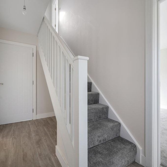 4 bedroom detached house to rent - Photo 1