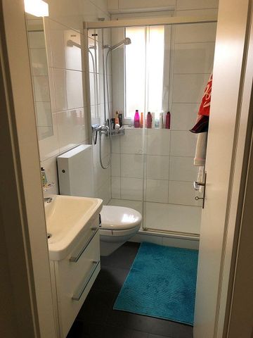 Ihre Chance: Sonnige Wohnung mit Balkon im Länggass-Quartier - Photo 4