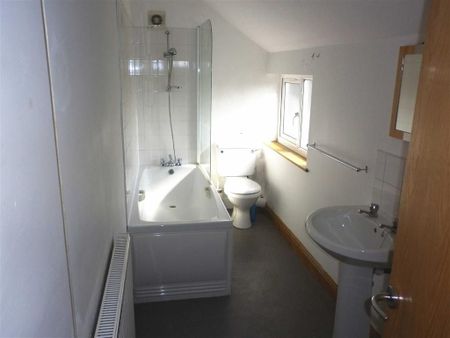 Flat 3, 117 Musters Road, NG2 7PX, NOTTINGHAM - Photo 5