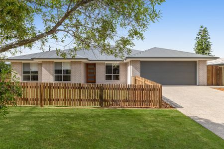 Brand-New 3 Bedroom Home in South Toowoomba - Photo 4