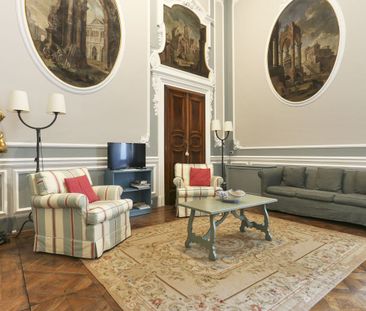 Affresco apartment in historical palazzo - Photo 6