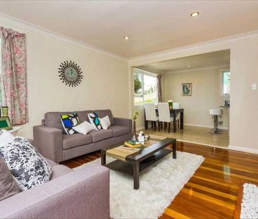 3 Bedrooms in Mt Roskill - Photo 3