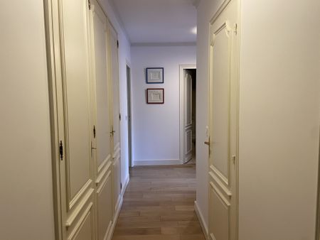 VERSAILLES CLAGNY, appartement 4 chambres 127 m2, balcon, cave et parking. - Photo 2