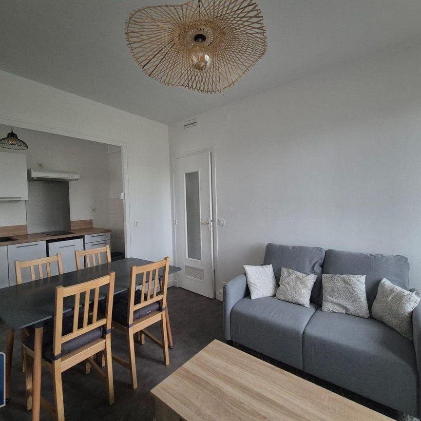 Location Appartement 2 pièces 35m² VILLENEUVE SUR LOT 47300 - Photo 1