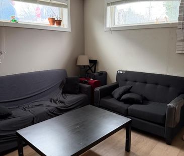 149 Henderson - Photo 2