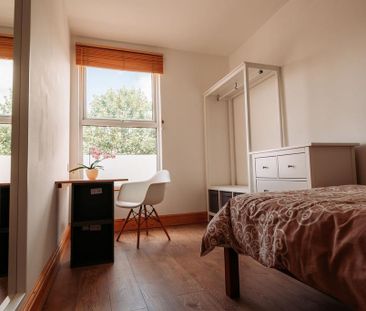 4 bedroom terraced house to rent - Photo 6