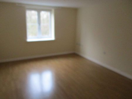 3 bedroom flat to rent - Photo 5