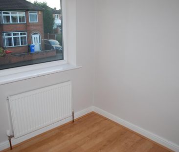 3 bedroom semi-detached house to rent - Photo 6