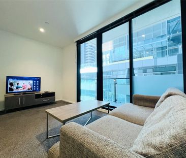 1104/618 Lonsdale Street - Photo 1