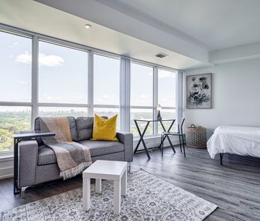 Parliament Street - Photo 2