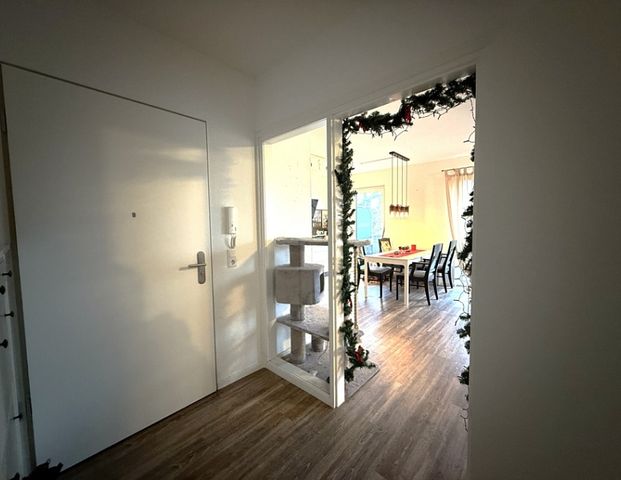 Moderne Dachgeschosswohnung mit Dachterrasse in Nienburg - barrierefrei - - Foto 1