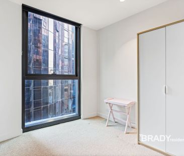 2710/135 A'beckett Street, Melbourne - Photo 4