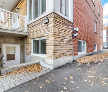 1685 Boul. Desmarchais - Photo 2