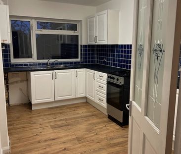 3 Bed Semi-Detached House, Hilderstone Road, B25 - Photo 6