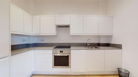 1 bedroom flat to rent - Photo 5