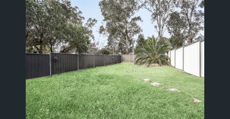 Well-maintained home in convenient locale - Photo 4