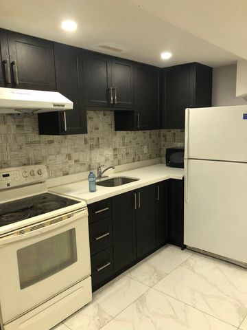 For Lease - 57 Mccrimmon Drive, Brampton, Ontario - Photo 3