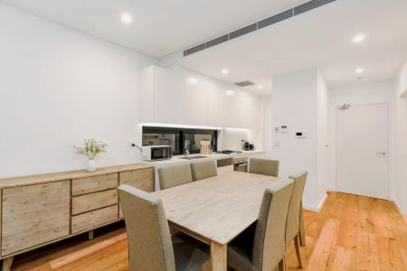 2 bed 2 bath - Photo 2