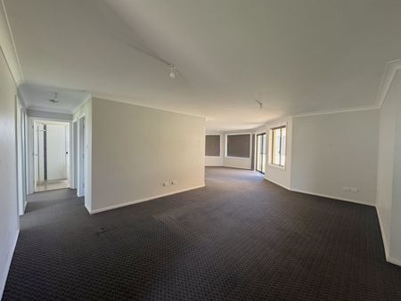 Home For Rent - Photo 5